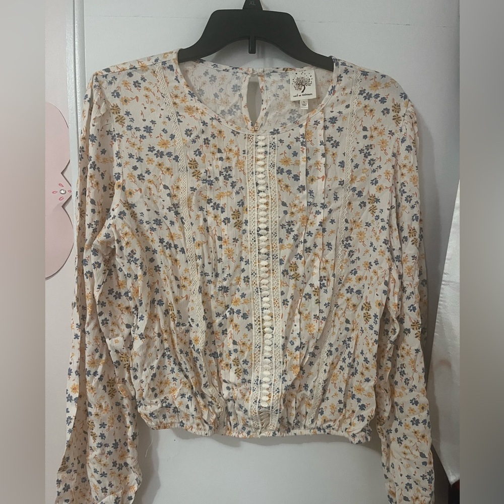 Long Sleeve Floral Blouse